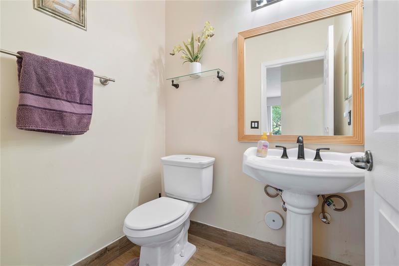 Image 9 of 34 For 5176 121st Dr