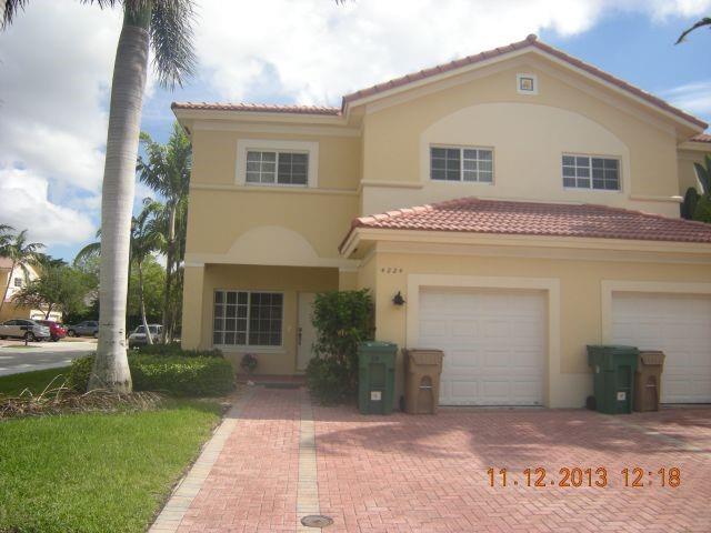 Listing Details for 4224 Stonecreek Cr  4224, Davie, FL 33024