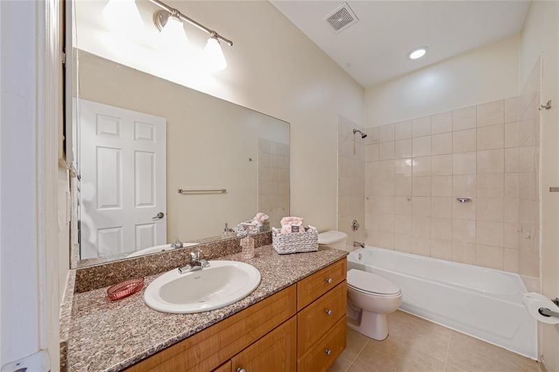 Image 30 of 40 For 4224 Stonecreek Cr  4224