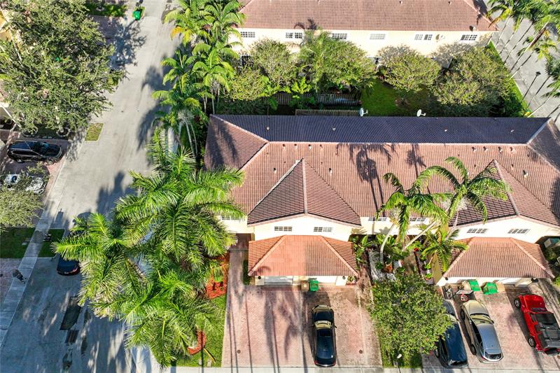 Image 37 of 40 For 4224 Stonecreek Cr  4224