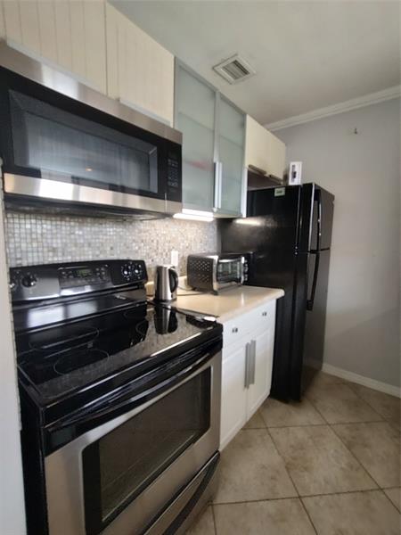 Details for 3030 5th Ter  11, Wilton Manors, FL 33334