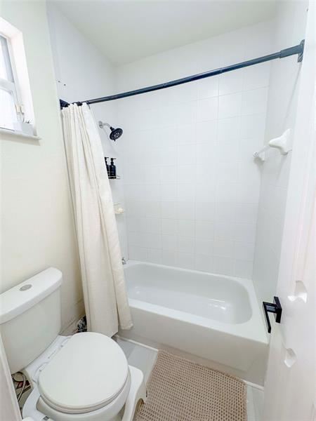 Image 20 of 30 For 11486 80th St