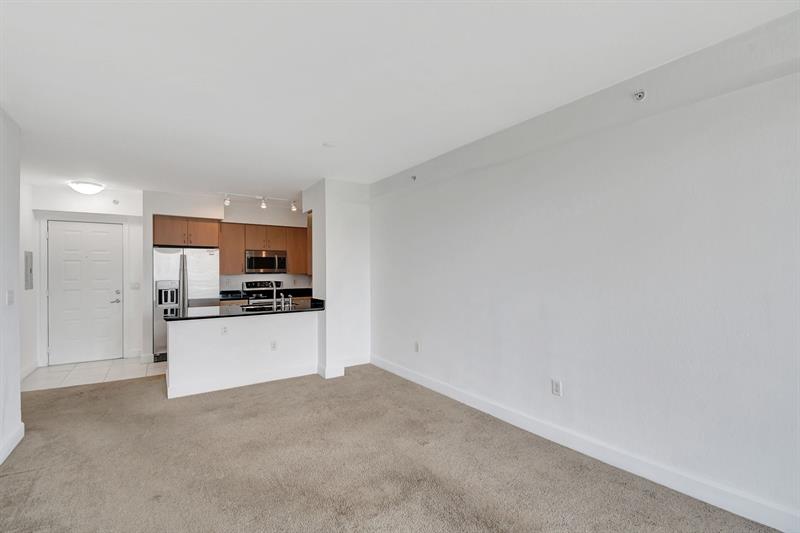 Image 20 of 41 For 1830 Radius Dr  715