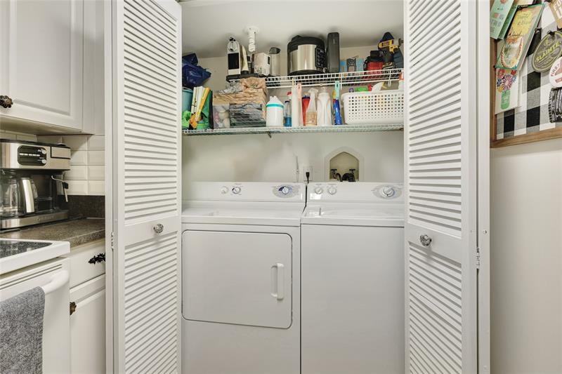 Image 19 of 26 For 1341 3rd Ave  210