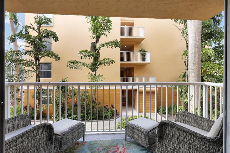 Image 21 of 26 For 1341 3rd Ave  210