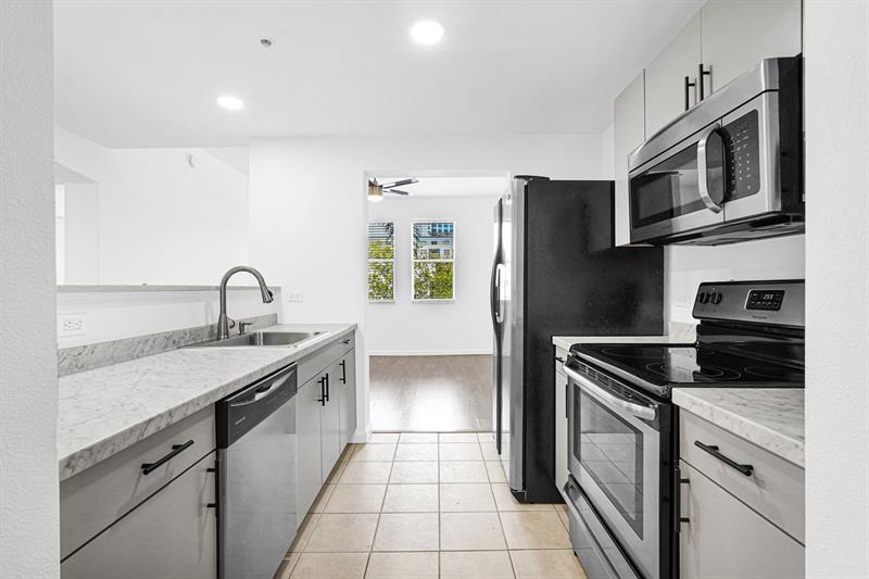 Image 16 of 69 For 533 3rd Ave  230
