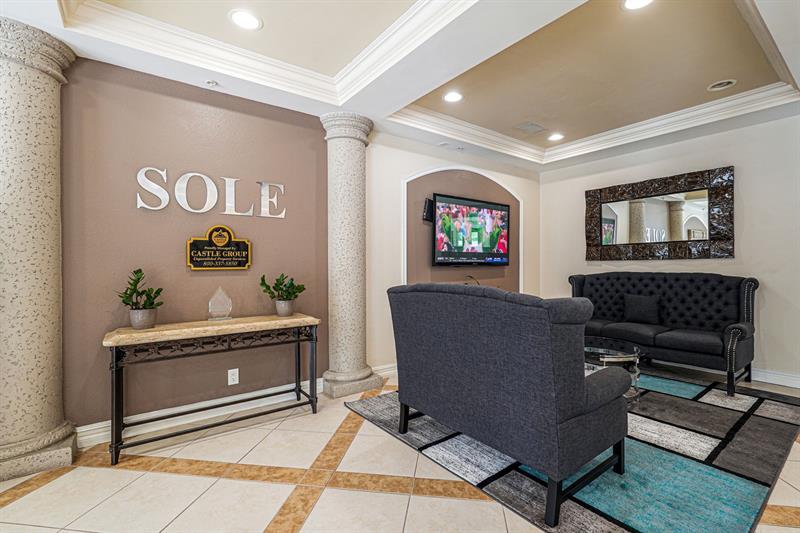 Image 3 of 69 For 533 3rd Ave  230