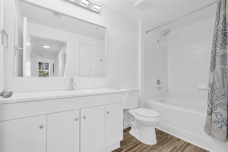 Image 42 of 69 For 533 3rd Ave  230