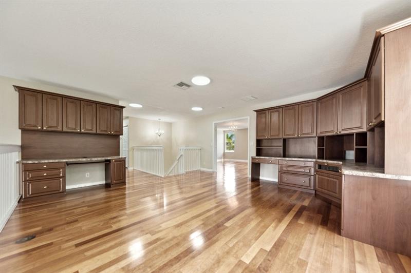 Image 14 of 28 For 103 Devonshire Cir