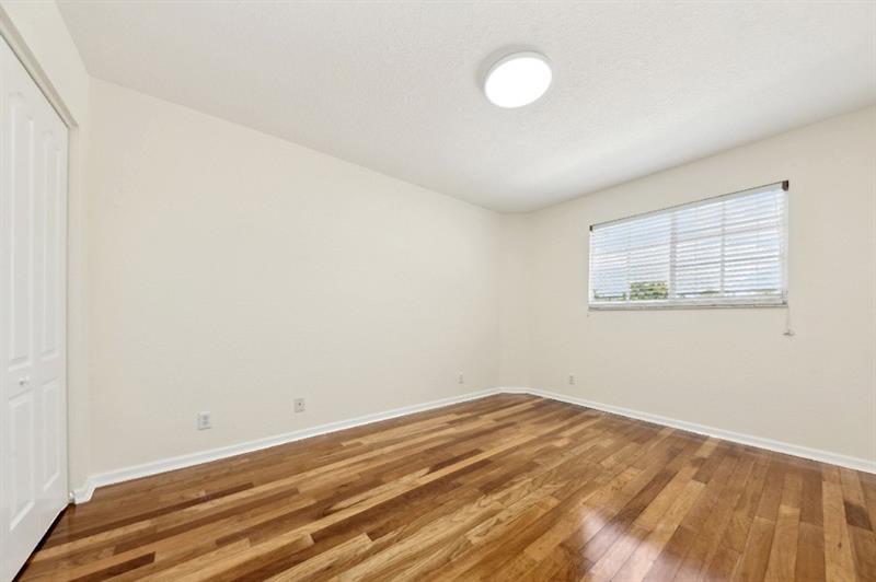 Image 20 of 28 For 103 Devonshire Cir