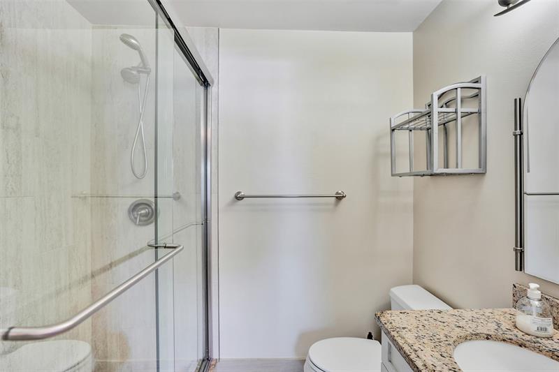 Image 18 of 38 For 2563 15th St  2563