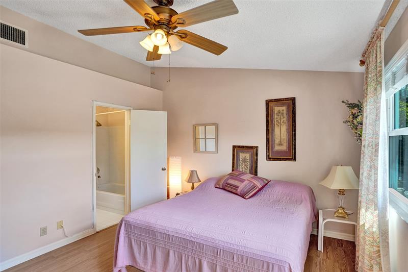 Image 24 of 38 For 2563 15th St  2563