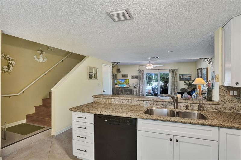Image 5 of 38 For 2563 15th St  2563