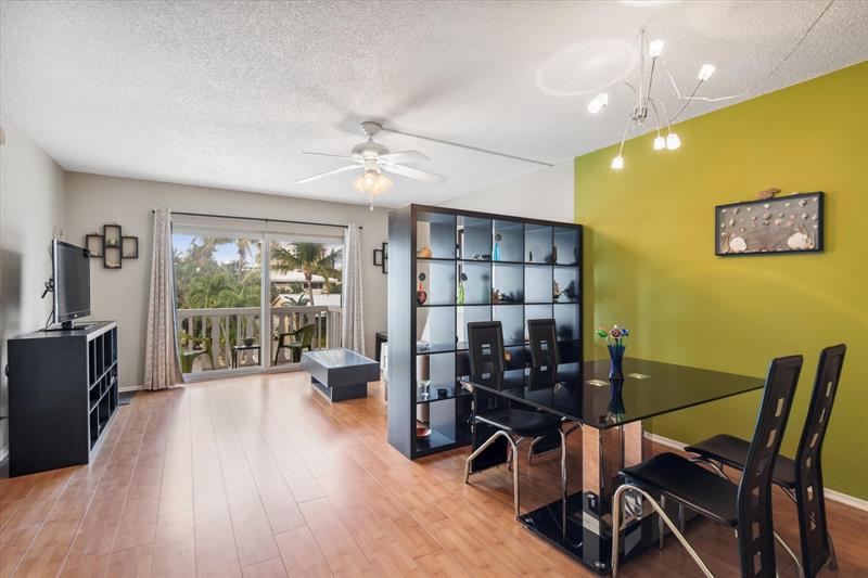 Image 2 of 9 For 424 Riverside Dr  204
