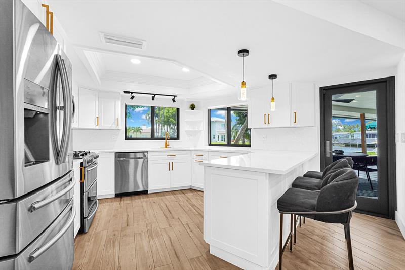 Image 4 of 39 For 570 11 Street