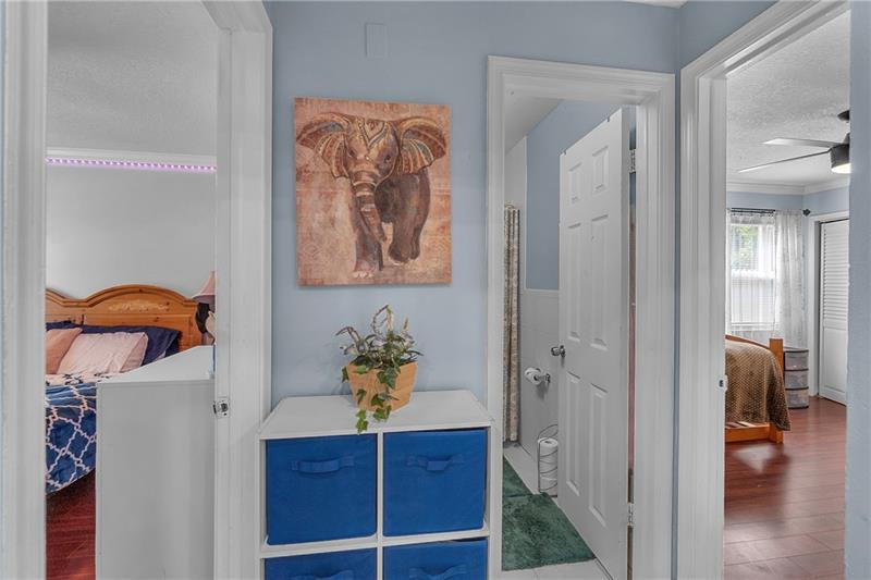 Image 25 of 37 For 7425 14th Ct