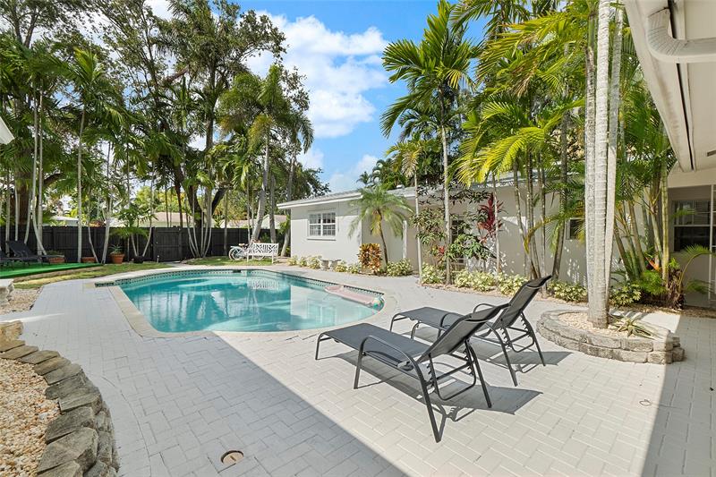 Image 12 of 14 For 1400 4th Ct  1