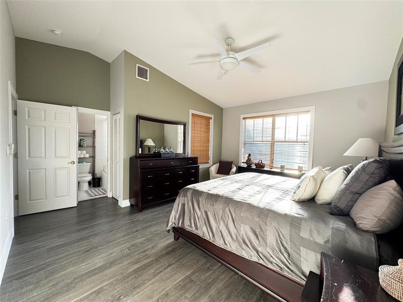 Image 7 of 16 For 303 22 Street  303