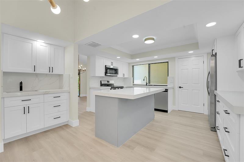 Details for 11457 Shady Oaks Ln  ., North Palm Beach, FL 33408