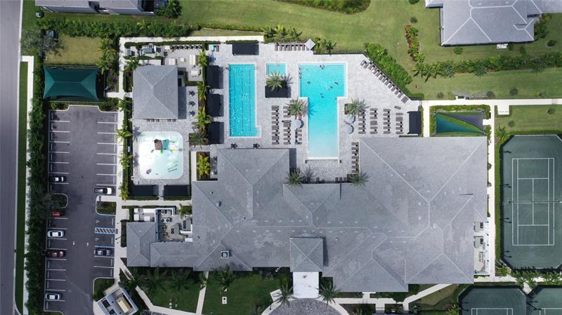 Image 38 of 46 For 8299 Essex Country Club Dr