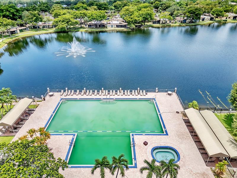 Details for 201 Berkley Rd  111, Hollywood, FL 33024