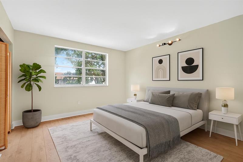 Image 13 of 33 For 8950 8th Ave  314
