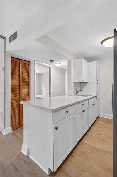 Image 5 of 33 For 8950 8th Ave  314
