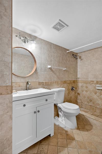 Image 9 of 33 For 8950 8th Ave  314