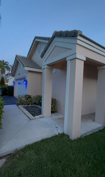 Image 39 of 47 For 8920 Woodside Ct