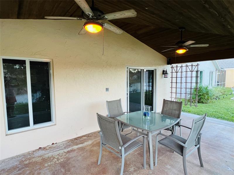 Image 4 of 47 For 8920 Woodside Ct