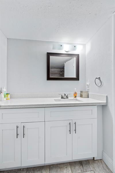 Image 21 of 32 For 4990 Sabal Palm Blvd  306