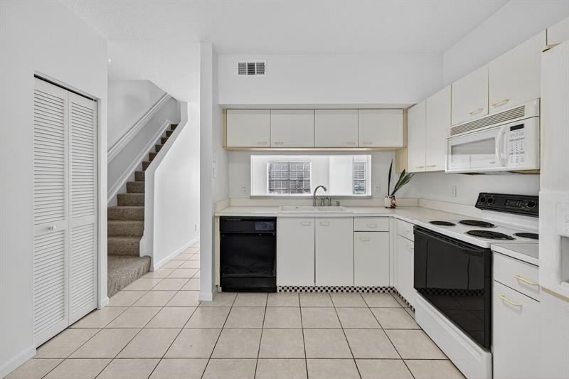 Image 10 of 22 For 5631 98th Way  3624