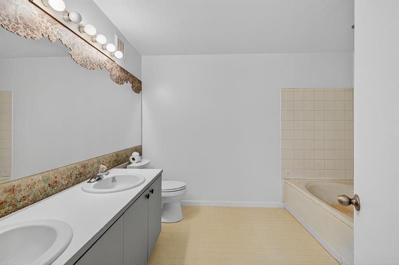 Image 17 of 22 For 5631 98th Way  3624