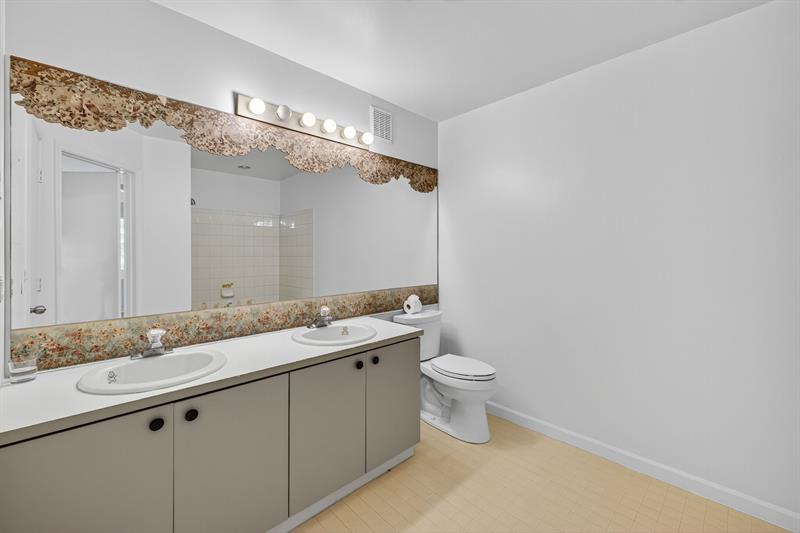 Image 18 of 22 For 5631 98th Way  3624