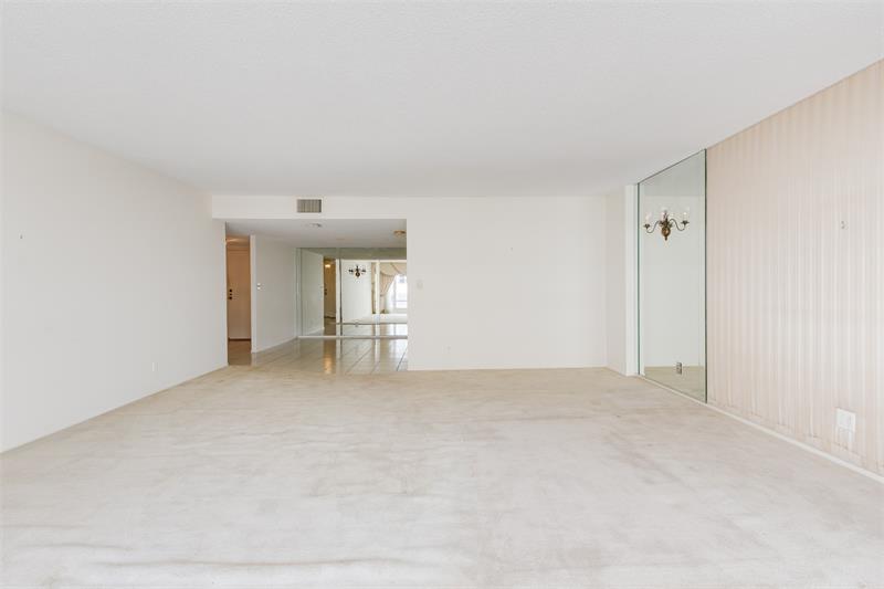 Image 7 of 34 For 4020 Galt Ocean Dr  1404