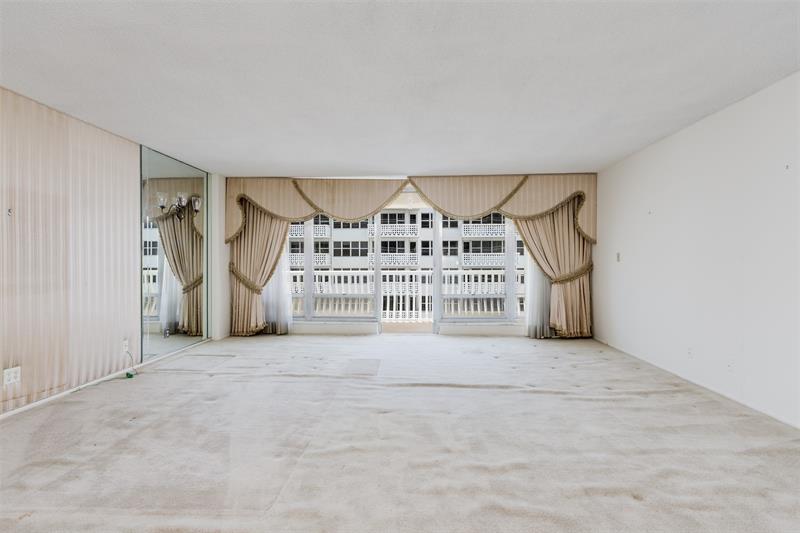 Image 8 of 34 For 4020 Galt Ocean Dr  1404