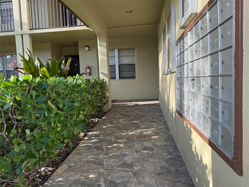 Image 5 of 17 For 13001 15th Ct  106t