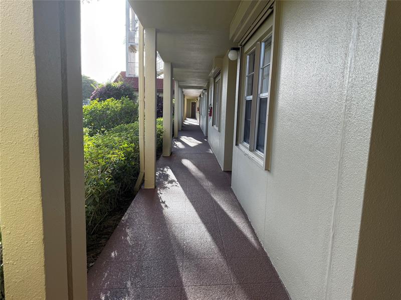Image 7 of 17 For 13001 15th Ct  106t