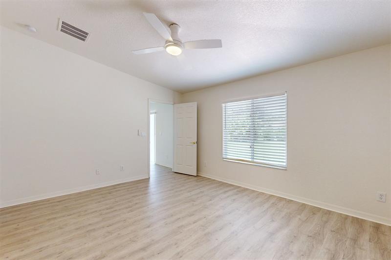 Image 16 of 43 For 5563 55th Ter