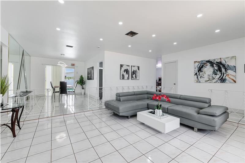 Details for 5400 Park Rd, Hollywood, FL 33021