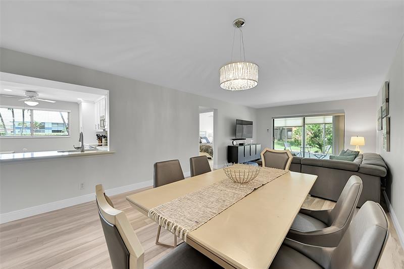 Image 14 of 61 For 15450 Pembridge Avenue  178