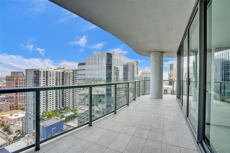 Image 14 of 40 For 100 Las Olas Blvd  2701