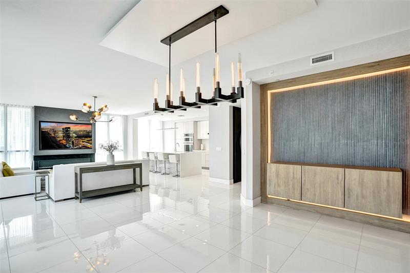 Image 9 of 40 For 100 Las Olas Blvd  2701