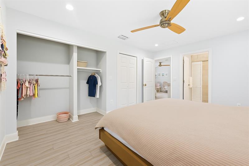 Image 13 of 14 For 230 12 Ave  