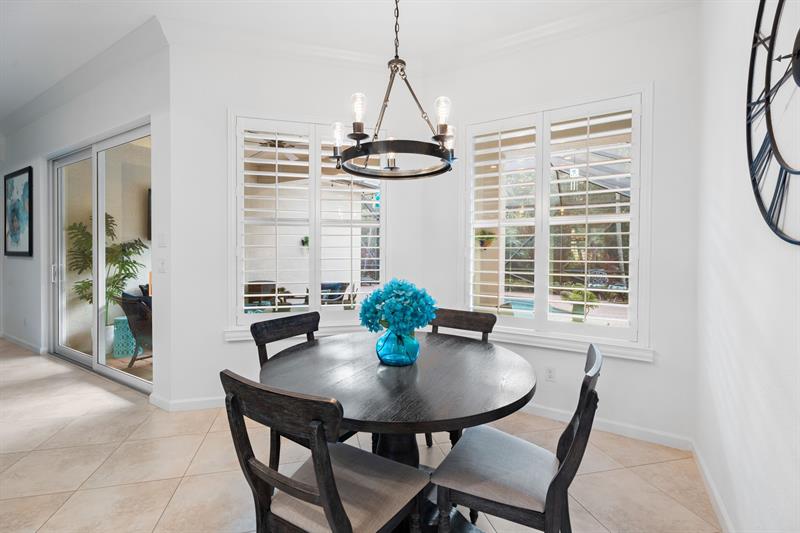 Image 16 of 39 For 8313 Marin Dr