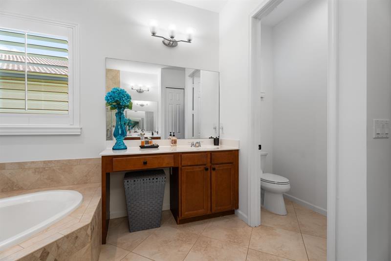 Image 23 of 39 For 8313 Marin Dr