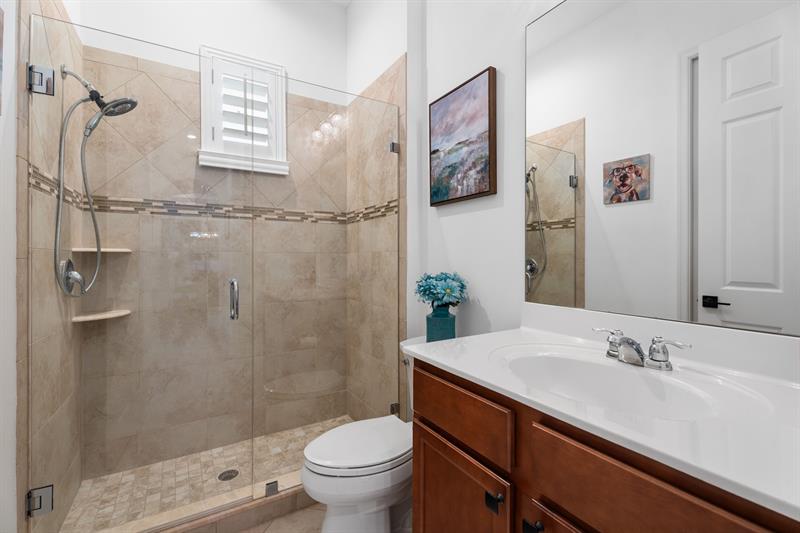 Image 26 of 39 For 8313 Marin Dr