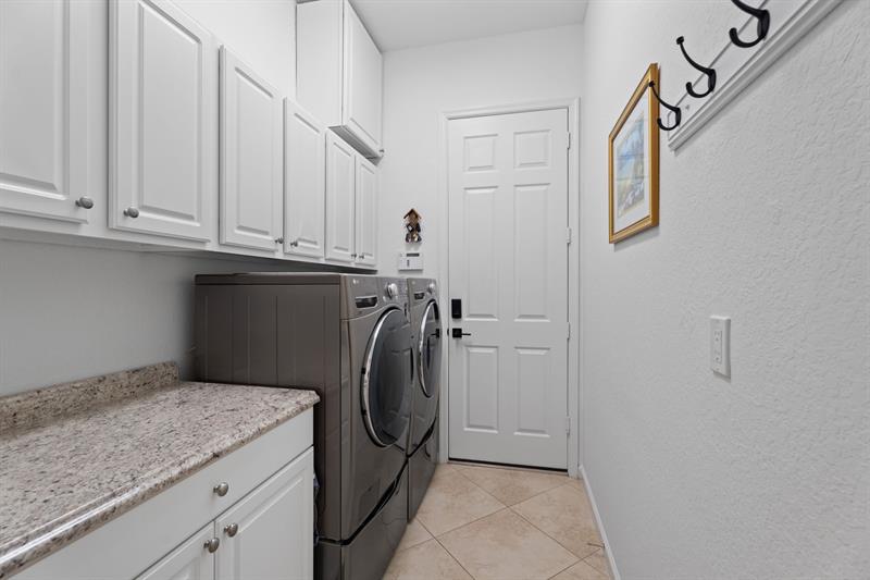 Image 30 of 39 For 8313 Marin Dr