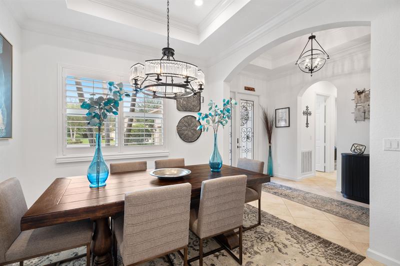 Image 7 of 39 For 8313 Marin Dr