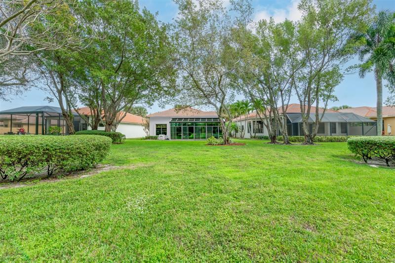 Image 15 of 19 For 9762 Isles Cay Dr